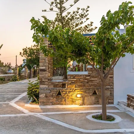 θἔρως Agios Sostis (Tinos)